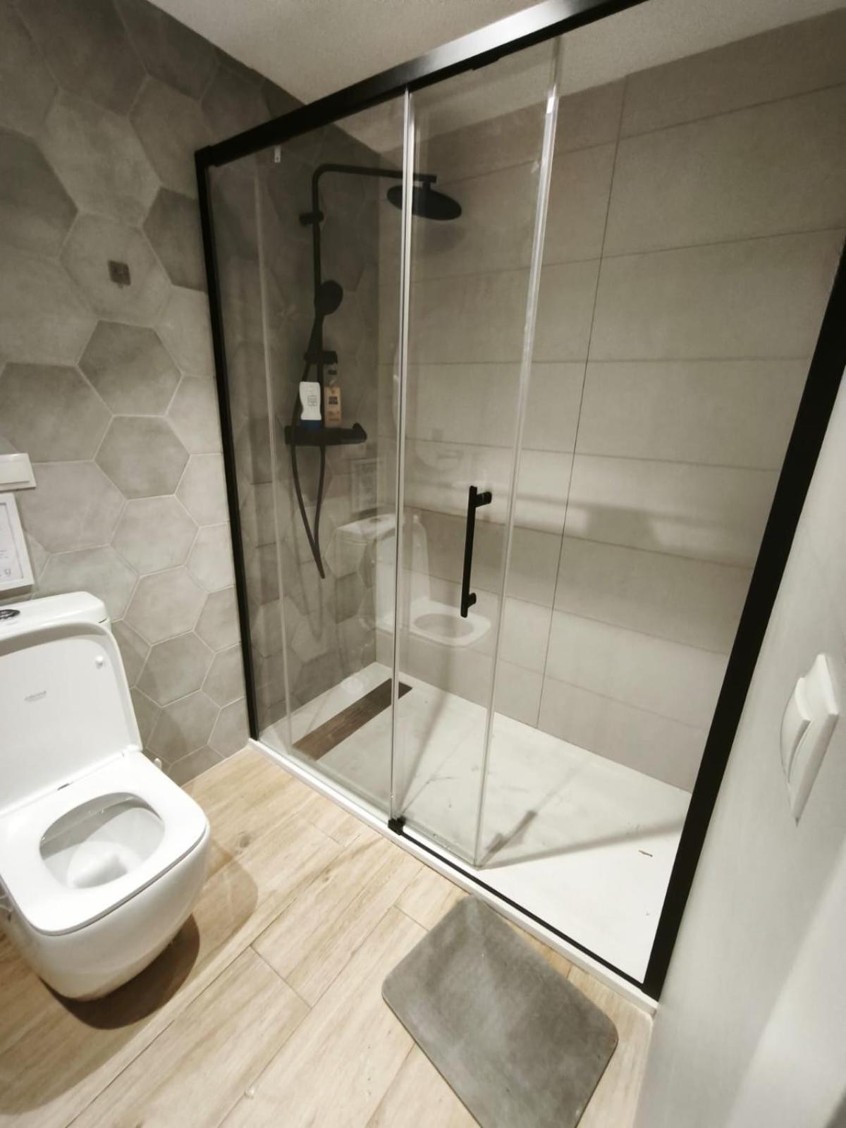 Lindo Cabanyal - Comfort Family Beachside Apartment Valensiya Dış mekan fotoğraf